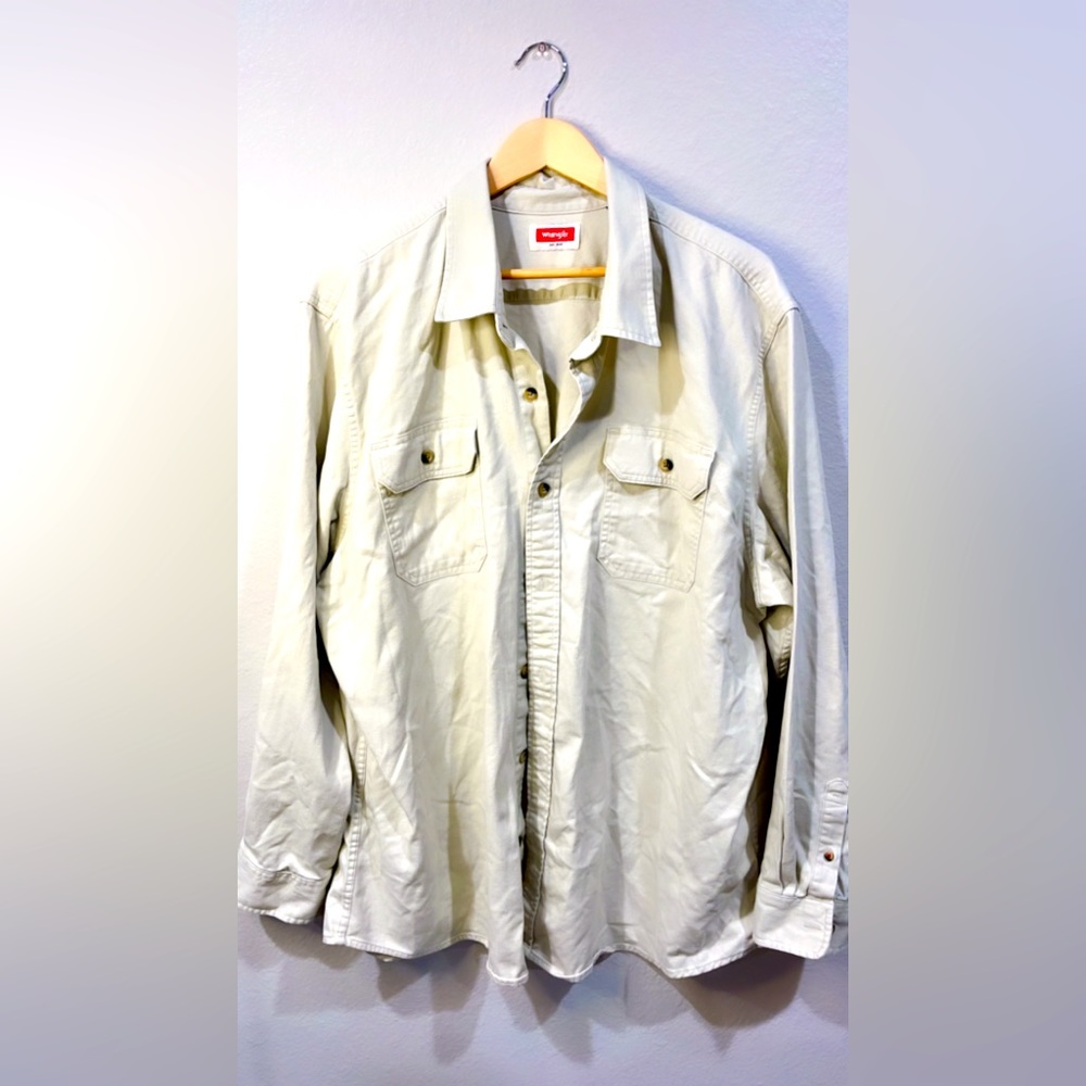 Wrangler button down shirt